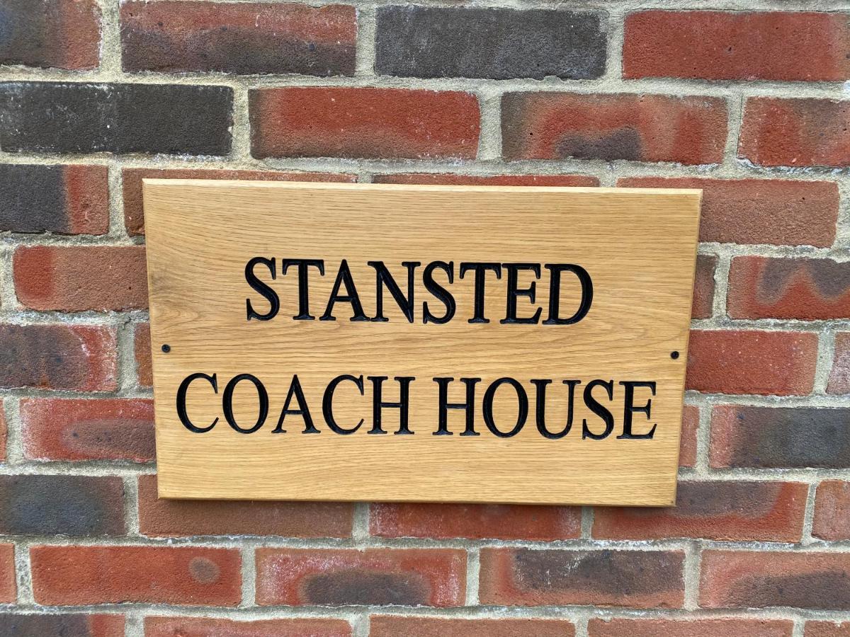 Stansted Coach House - Apartment Hotel Elsenham Buitenkant foto
