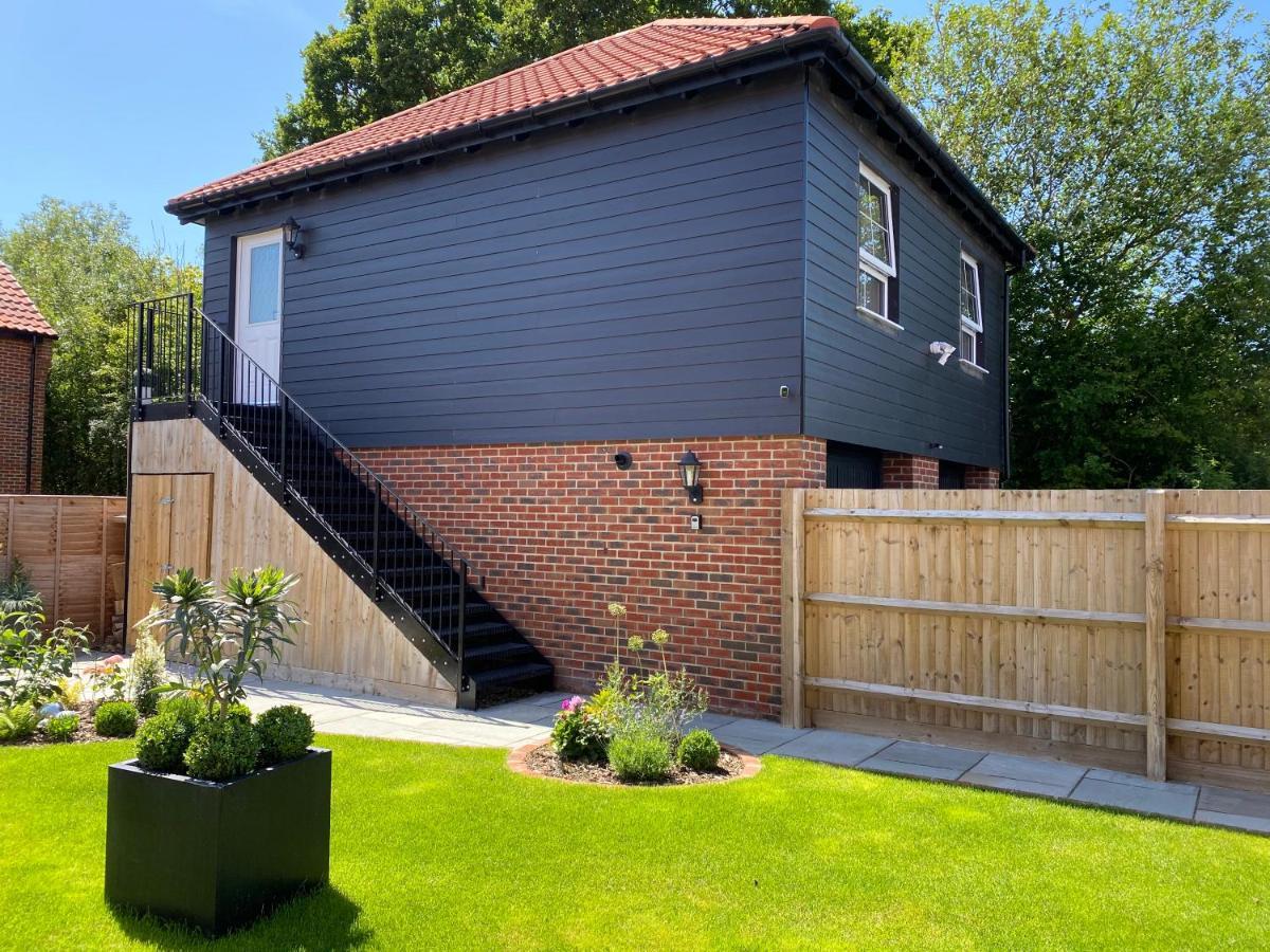 Stansted Coach House - Apartment Hotel Elsenham Buitenkant foto