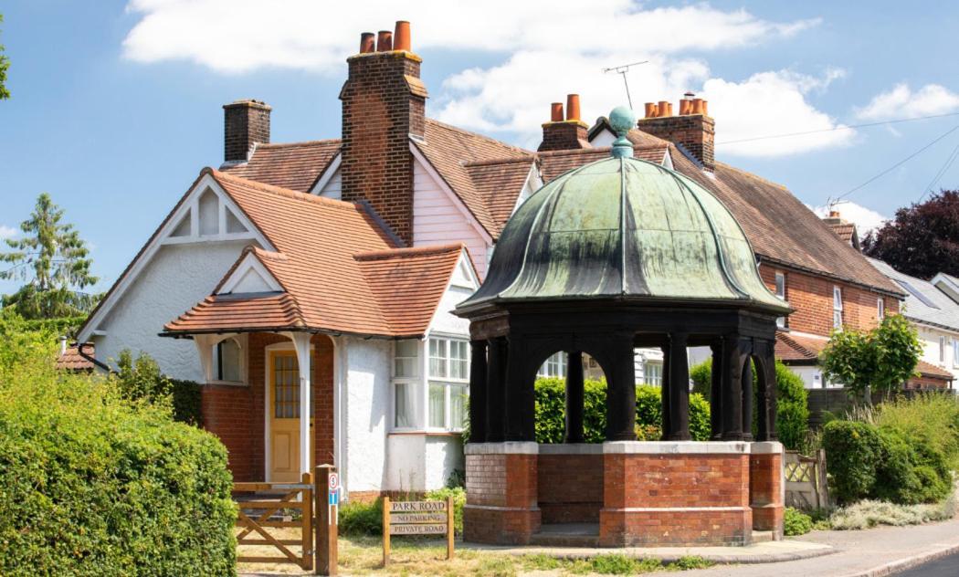 Stansted Coach House - Apartment Hotel Elsenham Buitenkant foto