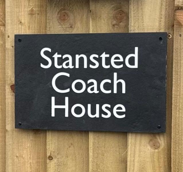 Stansted Coach House - Apartment Hotel Elsenham Buitenkant foto